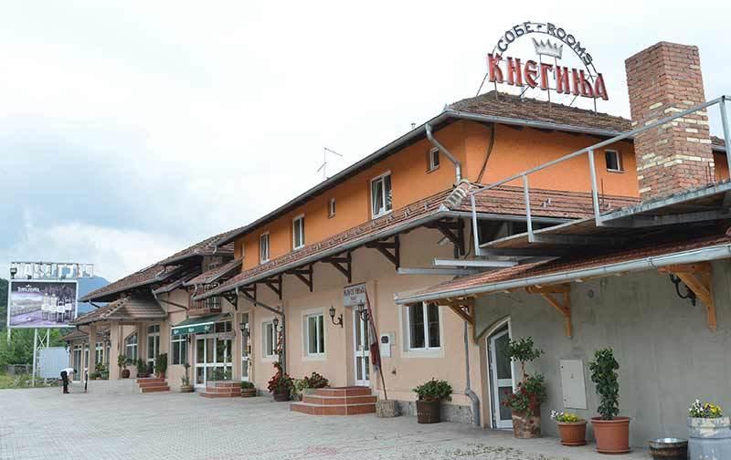 Motel Kneginja Чачак Екстер'єр фото